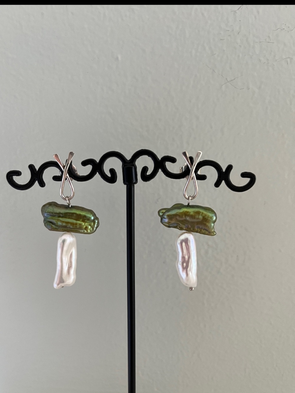 Green and Wite Pearl Drop Earrings